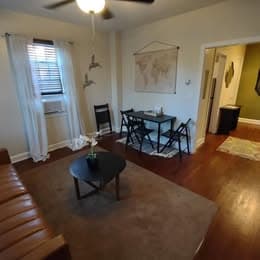 445 Mellon St SE Unit #1 photo 3
