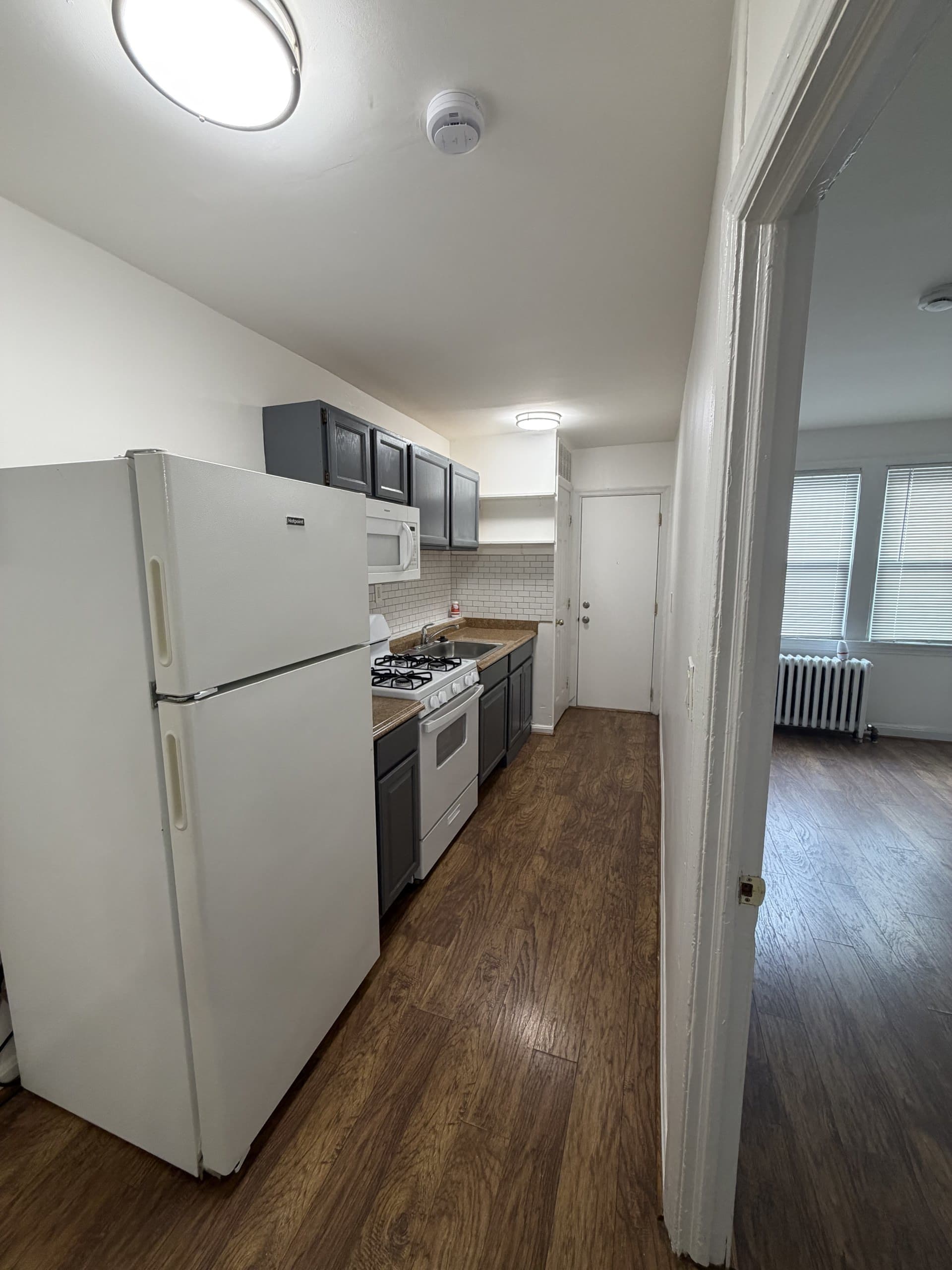 2021 I St NE #3 photo 7