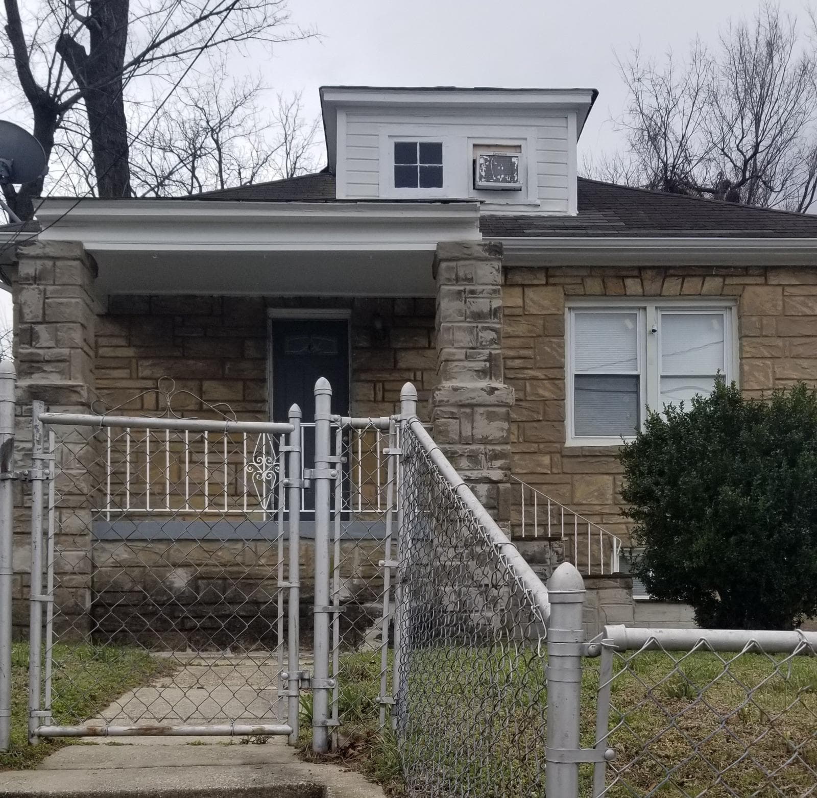 6211 L Street in Capitol Heights